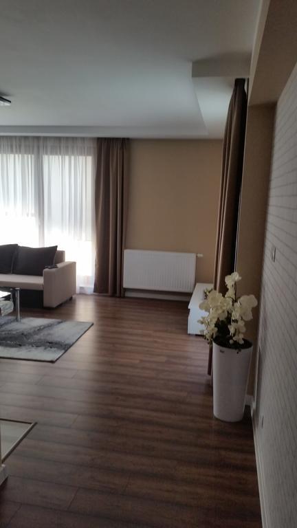 Apartament Wilga Park Cracovia Exterior foto